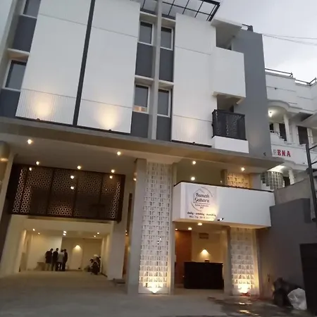 Hotel Rumah Gaharu